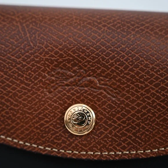 Longchamp Black Tote with Tan Details - Picture 4 of 7